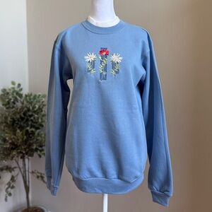 Vintage Top Stitch by Morning Sun Double Collar Embroidered Floral Sweatshirt